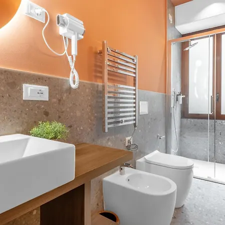Hotel Torriani Foresteria Lombarda *